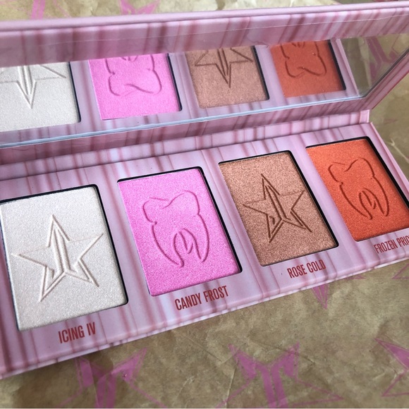 😍 NIB Cavity Skin Frost Palette by Jeffree Star! 😍 - Picture 1 of 7